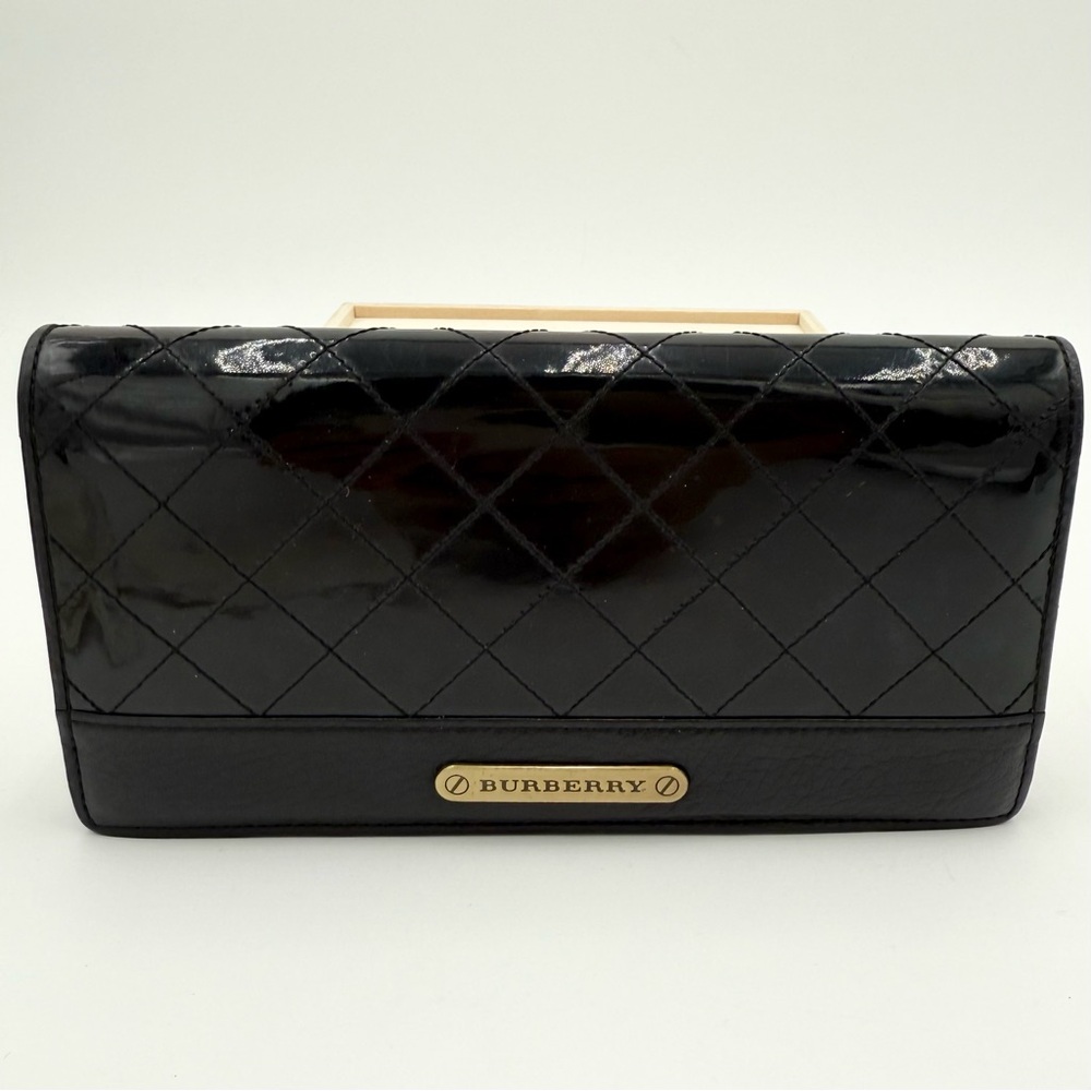 SOLD!!!! GUC! Burberry Quilted Long Wallet